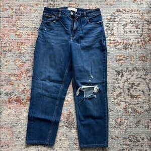 Abercrombie The Mom High Rise Jean